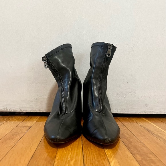 Zara Woman black leather ankle boots with heel - Picture 4 of 4